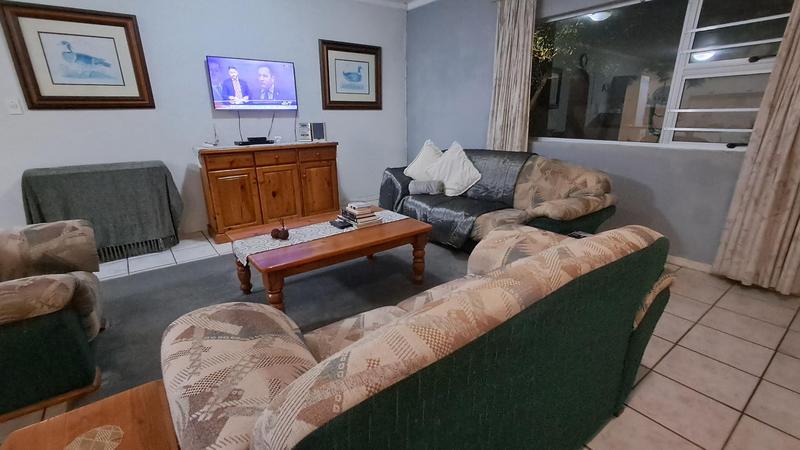 3 Bedroom Property for Sale in Britannia Bay Western Cape